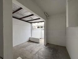 Upper Serangoon Road (D19), Shop House #555904111
